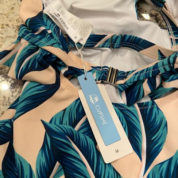 CUPSHE one pice swimsuit NEW WITH TAGS size medium - Picture 4 of 7